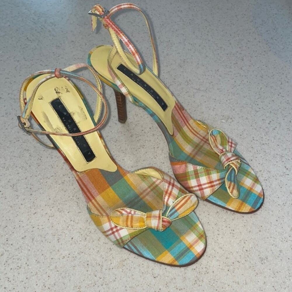 Laundry by Shelli Segal size 6 heels